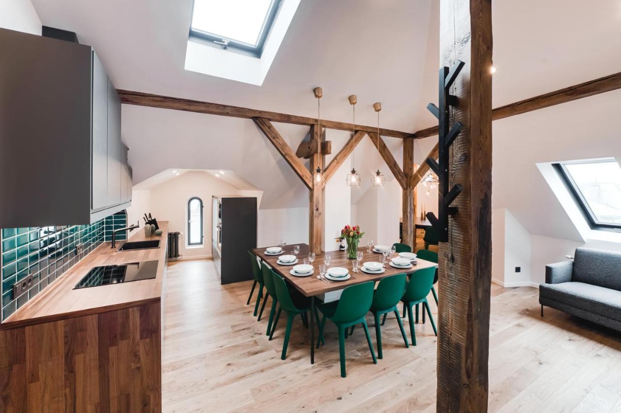 Big Design Apt - Sleeps 12 - Best Location Riga Exteriér fotografie